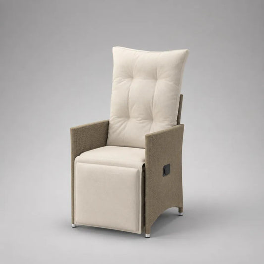 Poltrona reclinabile da giardino in polyrattan PE e acciaio con poggiapiedi e cuscini crema, tortora, 63 x 72 x 111 cm